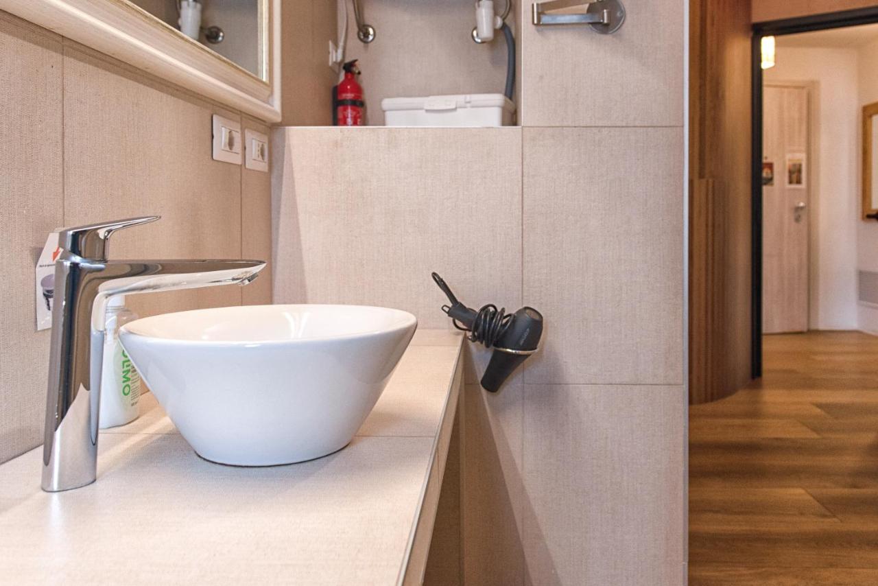 Luxury Flat By Central Station / Unique View Milano Eksteriør bilde